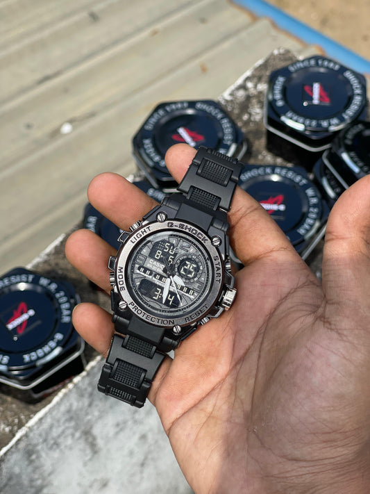 Ultra Premium Watch in Zed Black Colour Classic850