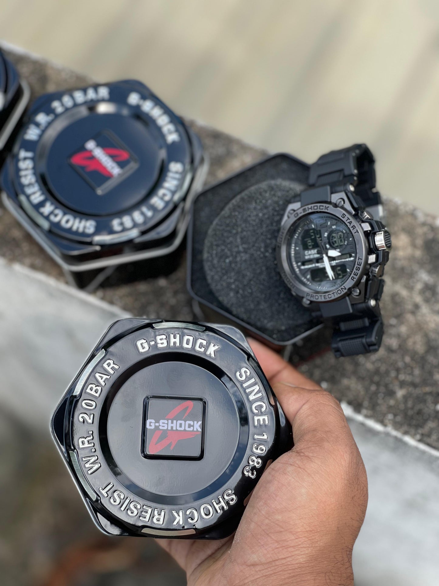 Ultra Premium Watch in Zed Black Colour Classic850